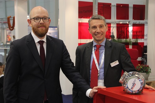 WAB-Gemeinschaftsmessestand-Besuch-Staatsrat-Meyer-500x333